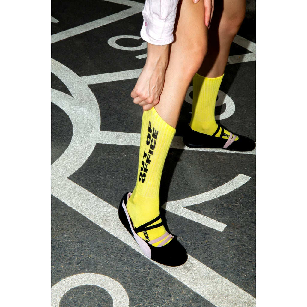 Calcetines Out Of Office
